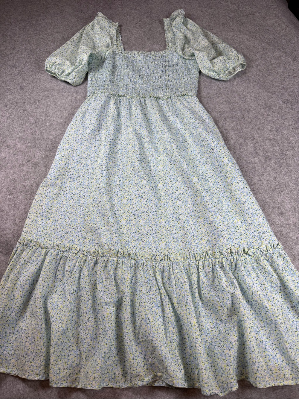 Vineyard Vines Light Blue & Green Silk Blend Lined Flowy Soft Floral Midi Dress